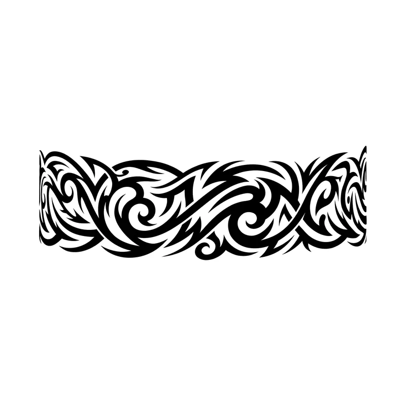 Bracciale tribale per la parte alta del braccio con forme appuntite